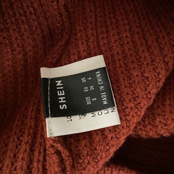 SHEIN Copper Knit Off-the-Shoulder Lace V-Neck Sweater - Picture 6 of 6